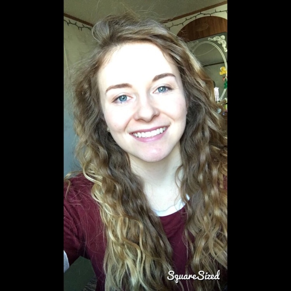 Meet your Posher, Carly